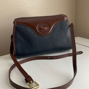 Vintage Dooney and Bourke Crossbody